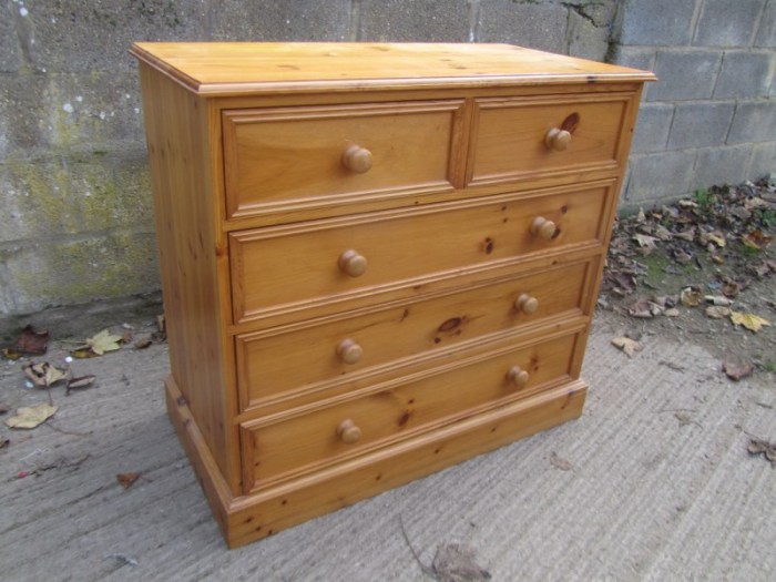 Pine corner unit - 4 shelves and base cabinet | in Droitwich ... Pine corner unit - 4 shelves and base cabinet | in Droitwich ...