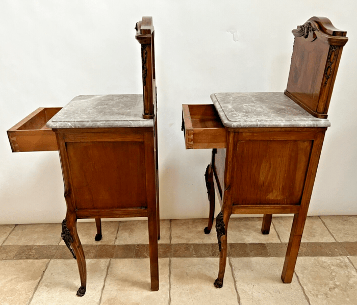 20th Century Pair of French Nightstands with One Drawer and Doors and ...